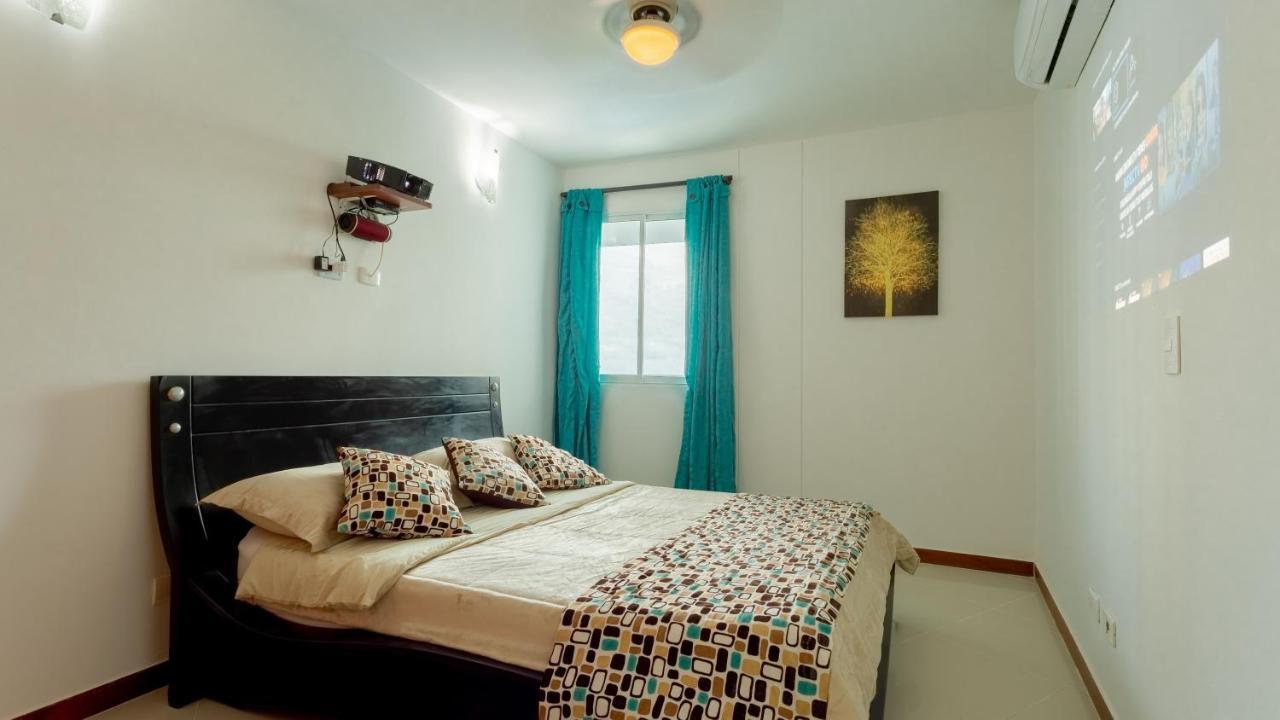 Poseidon Lake Apartments Cartagène Extérieur photo