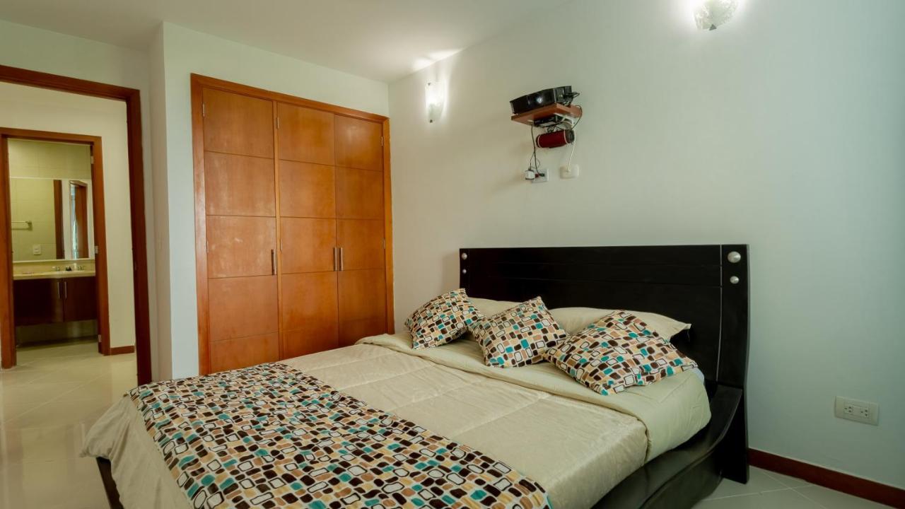 Poseidon Lake Apartments Cartagène Extérieur photo